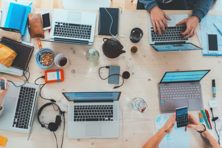 What Is Smart Marketing? A Beginner’s Guide to Doing More With Less